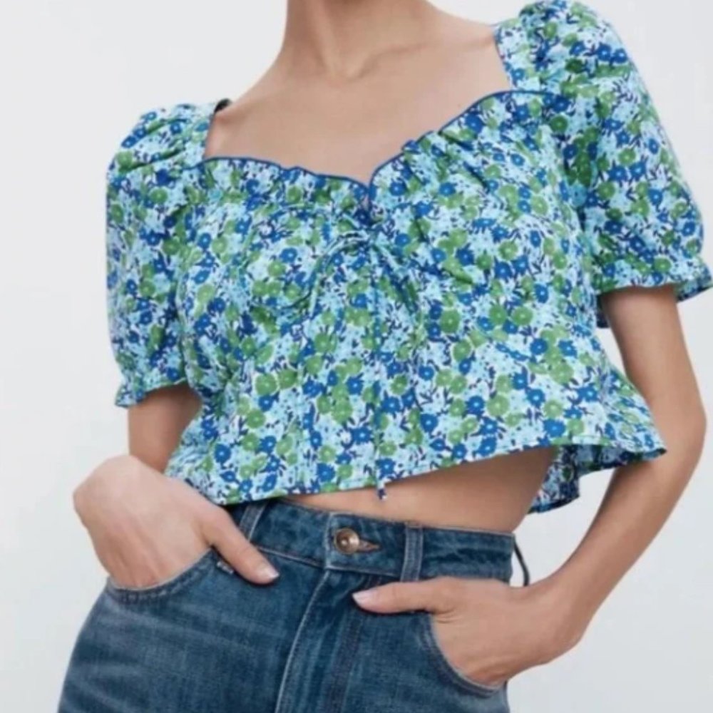 Zara Cropped Puff Sleeve Floral Top
